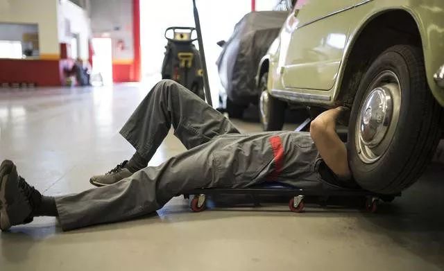 修车是个危险活,这些安全问题一定要注意!
